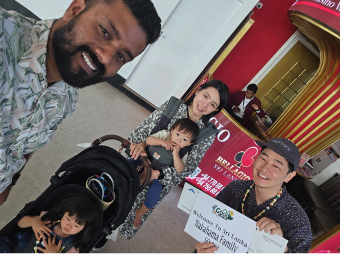 Family enjoying a Sri Lanka journey with their private driver